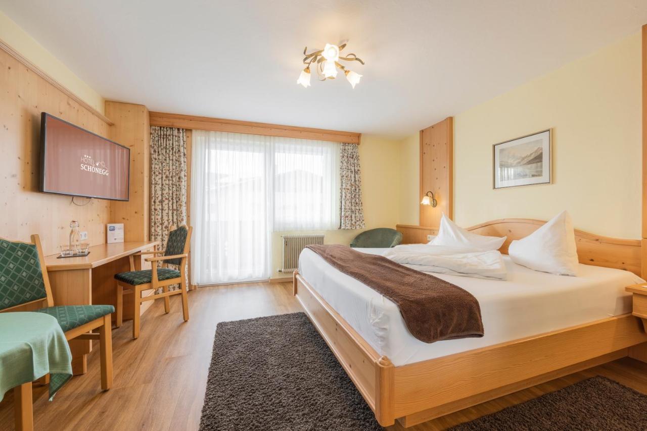 Hotel Schoenegg Seefeld in Tirol Exterior photo