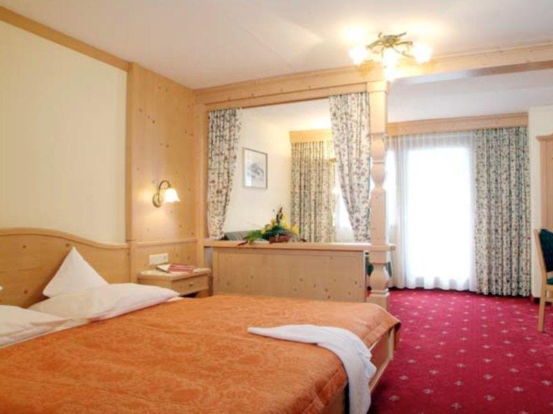 Hotel Schoenegg Seefeld in Tirol Exterior photo
