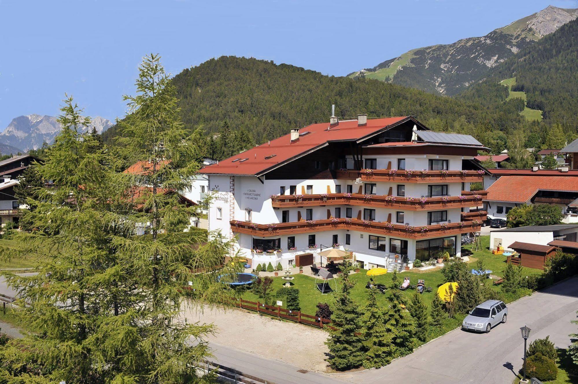 Hotel Schoenegg Seefeld in Tirol Exterior photo