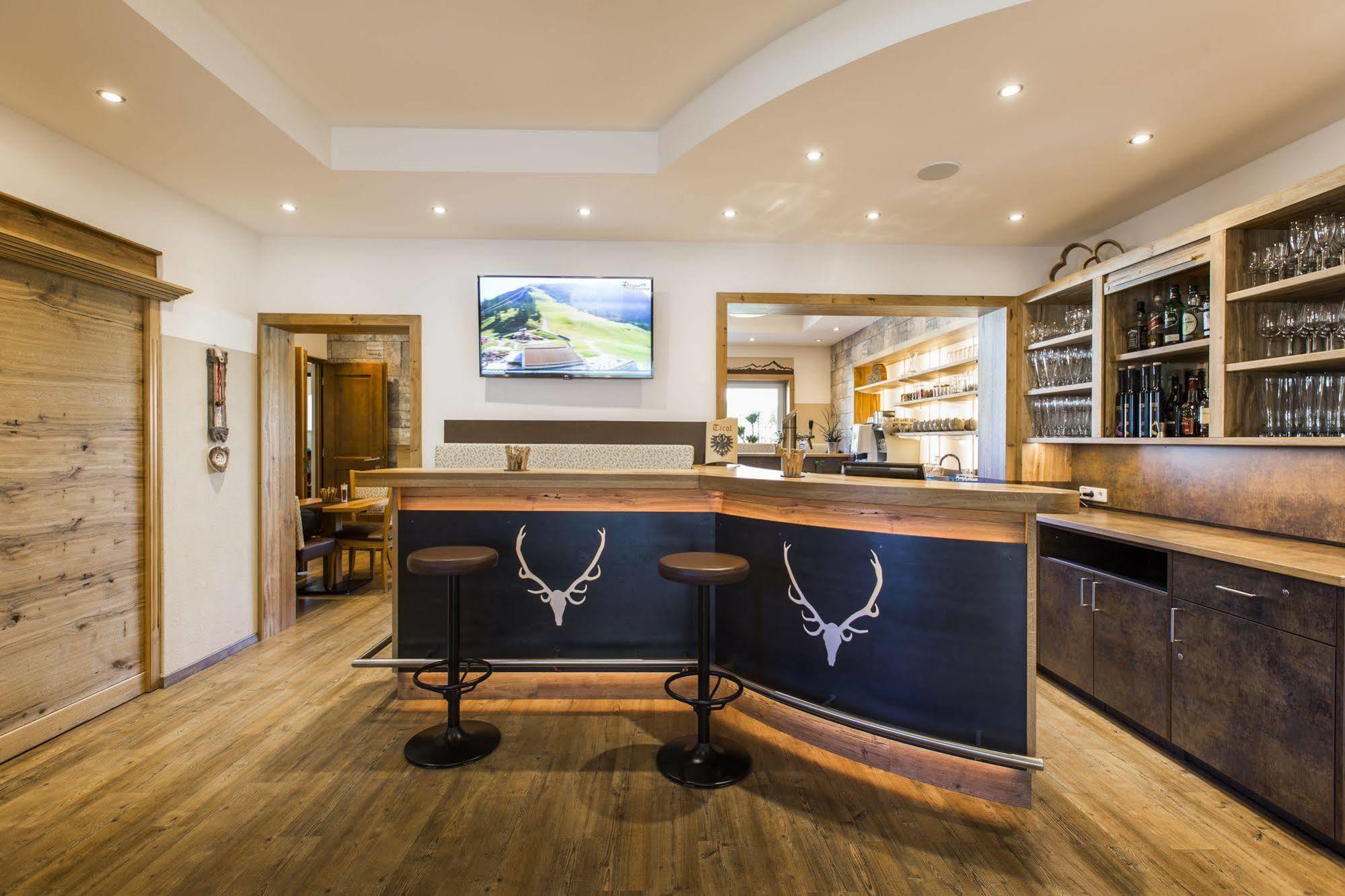 Hotel Schoenegg Seefeld in Tirol Exterior photo
